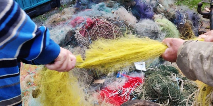 На Николаевщине утилизировали почти полторы тысячи браконьерских орудий лова (ФОТО)