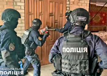 В Николаеве полиция задержала банду “домушников”-гастролеров (ФОТО, ВИДЕО)