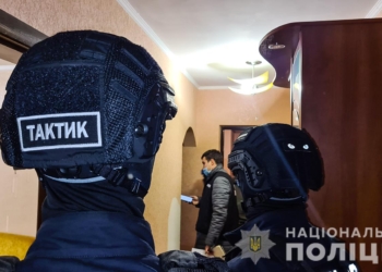 Семейный подряд. В Николаеве задержали группу сутенеров (ФОТО, ВИДЕО)