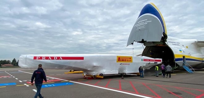 “Руслан” перевез три гоночные яхты в Новую Зеландию (ФОТО)