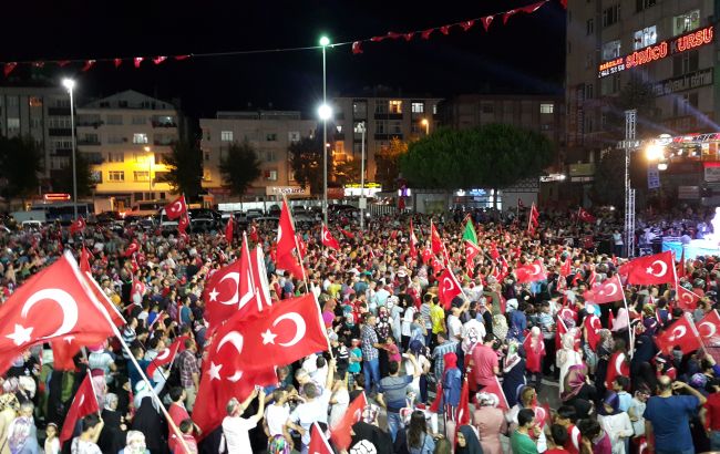 Фигурантам дела о перевороте в Турции дали по 79 пожизненных сроков 1
