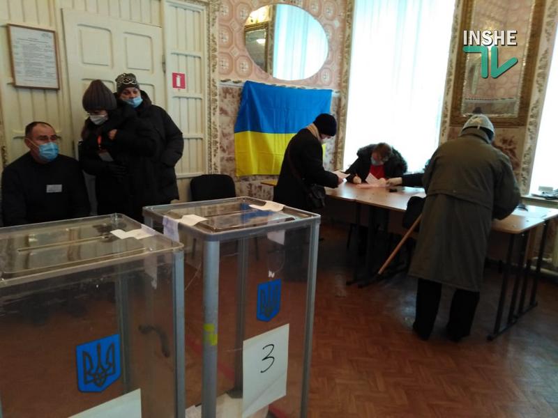 В Николаеве избирательный бюллетень выдали родственнику избирателя 3