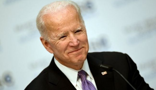 Житель Британии поставил более 1 млн долларов на победу Байдена