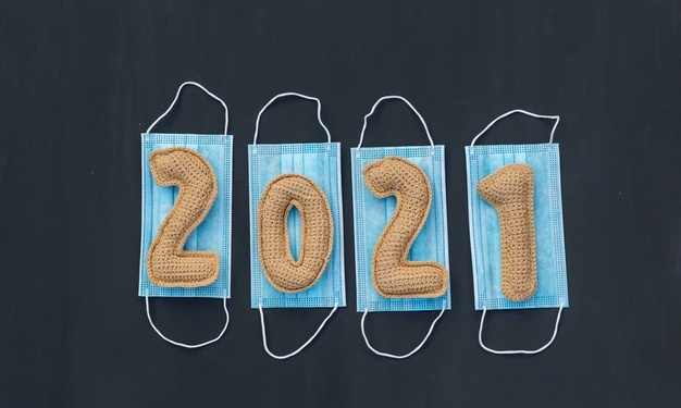 На улице и в маске: в ВОЗ дали рекомендации по празднованию рождественско-новогодних праздников