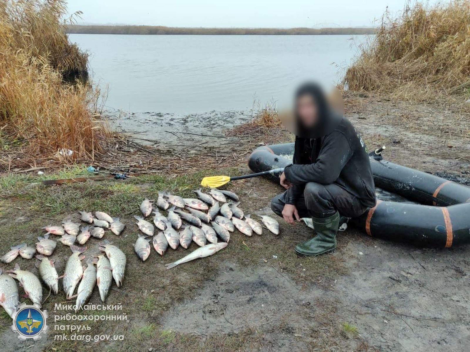 На Ингуле Николаевский рыбоохранный патруль задержал браконьера с 17,5 кг рыбы (ФОТО)