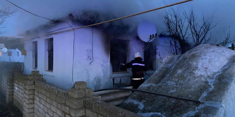 На Николаевщине из-за детских шалостей горел жилой дом