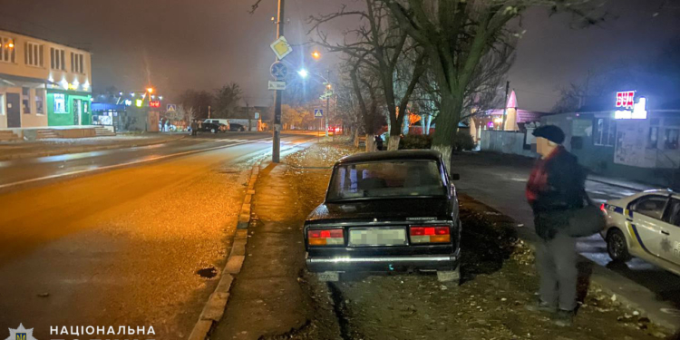 В Николаеве на пешеходном переходе сбили девушку