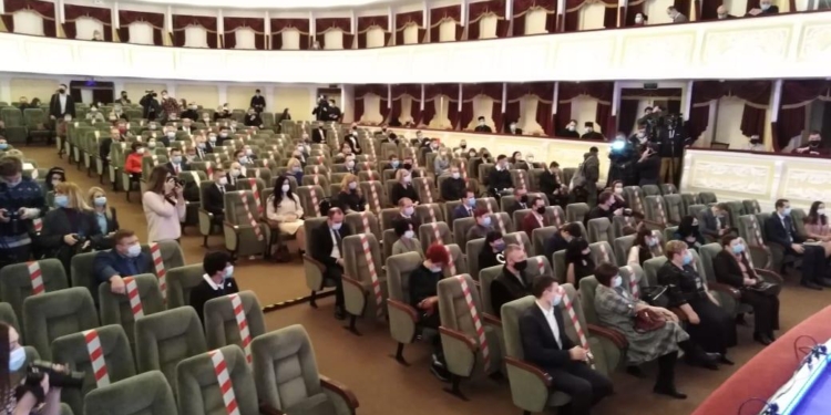 Стартовала первая сессия Николаевского горсовета 8-го созыва (ФОТО, ВИДЕО)