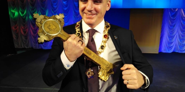 Стартовала первая сессия Николаевского горсовета 8-го созыва (ФОТО, ВИДЕО)