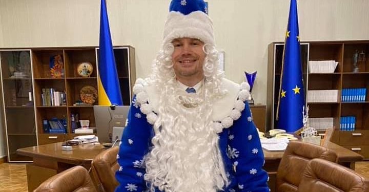 Дед Мороз Малюська пообещал приватизацию 4 тюрем в новом году и усиление борьбы с рейдерством