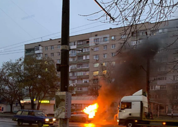 В Николаеве на ходу загорелась Toyota