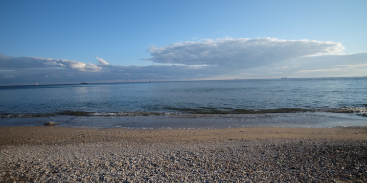 Интересно посмотреть. В Украине создан каталог для съемок в разных регионах страны