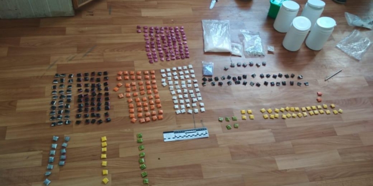 Подробности задержания «закладчика» в Николаеве: изъято наркотиков на четверть миллиона гривен (ФОТО)