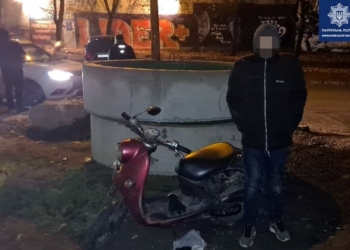 В Николаеве патрульные задержали водителя мопеда «под кайфом» (ФОТО)