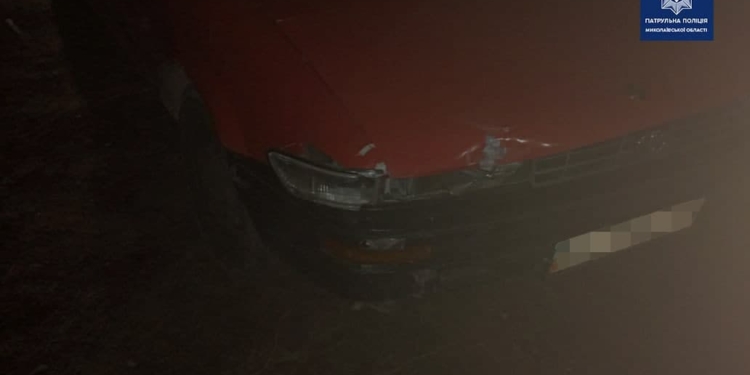 В Николаеве патрульные разыскали водителя, который врезался в АЗС и скрылся с места ДТП