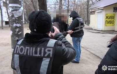 В Запорожье женщина сдала малолетнего сына “в аренду”: для попрошайничества (ВИДЕО)