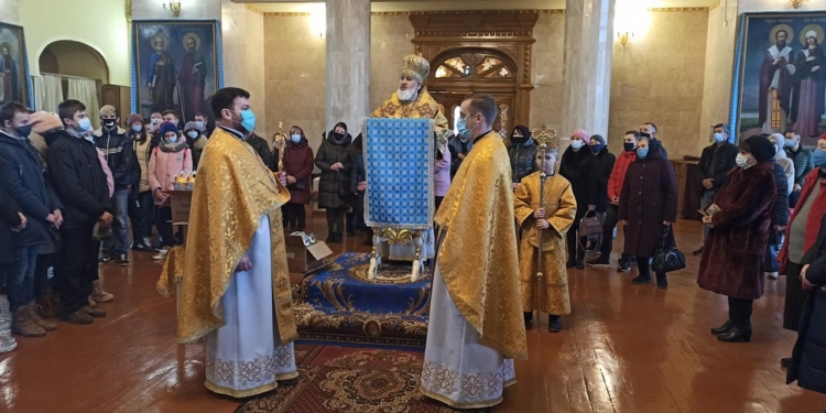 В День святого Николая в Николаеве молились за прекращение эпидемии коронавируса (ФОТО)