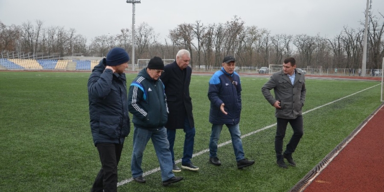 Вице-президент УАФ в Николаеве пообещал поддержку в вопросе передачи стадиона в парке Победы в городскую коммунальную собственность (ФОТО)