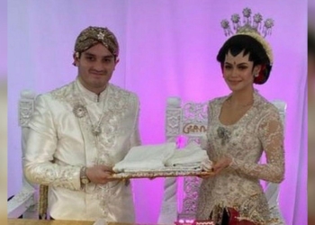 В Малайзии сын министра устроил свадьбу на 10 тысяч гостей, не нарушив карантин