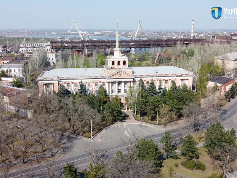 «Укроборонпром» профинансировал ремонт заводоуправления Николаевского судостроительного завода и содержание крейсера зимой (ФОТО)