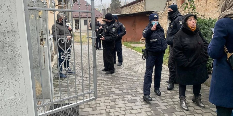 Неизвестный грозится взорвать ЛГБТ-сообщество в Николаеве, а выживших расстрелять (ФОТО)