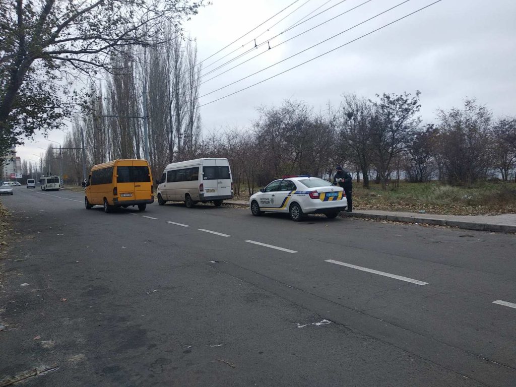 Есть нарушения: в Николаеве проверили, как маршрутчики выполняют договорные условия на четырех городских маршрутах общего пользования (ФОТО) 9