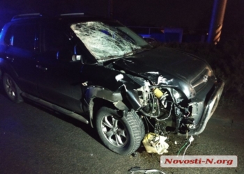 В Николаеве автомобиль Hyundai на высокой скорости сбил пешехода – человека разорвало пополам