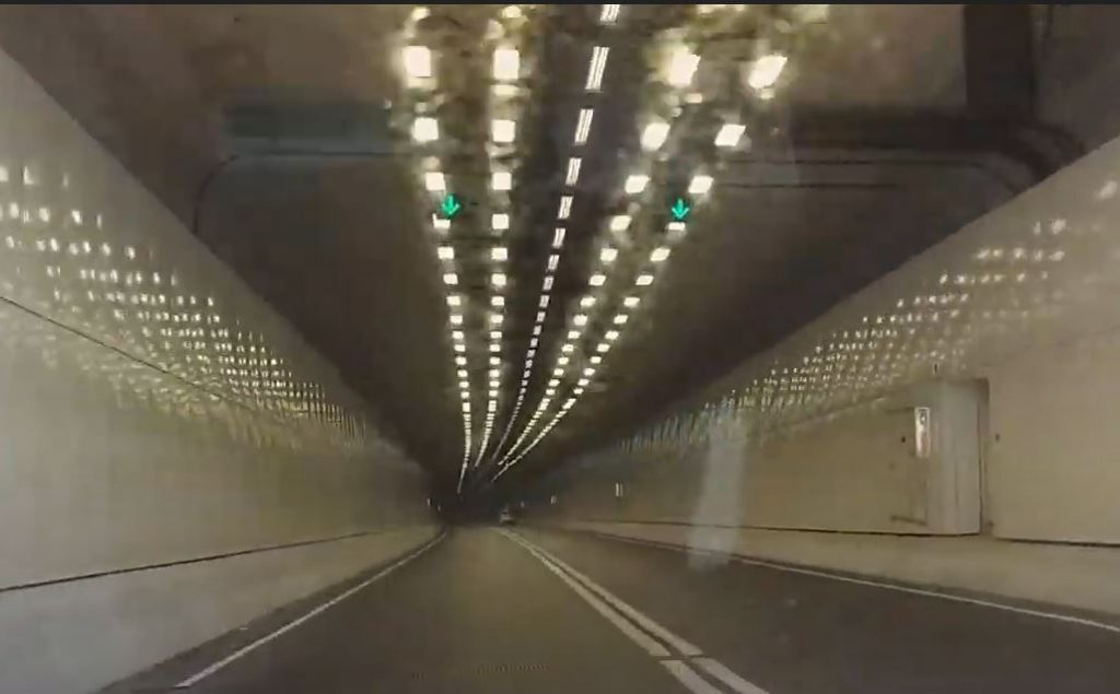В Гонконге построили подводный тоннель - 60 м под морским дном (ВИДЕО) 1
