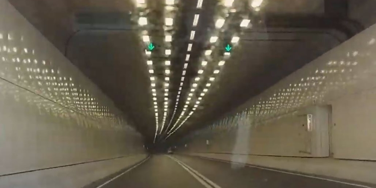 В Гонконге построили подводный тоннель – 60 м под морским дном (ВИДЕО)