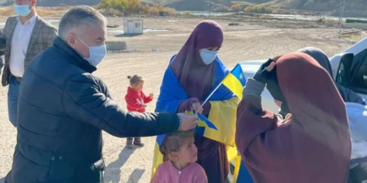 Об этом молчали до последнего: 9 украинских граждан освобождены из сирийского лагеря (ФОТО, ВИДЕО)