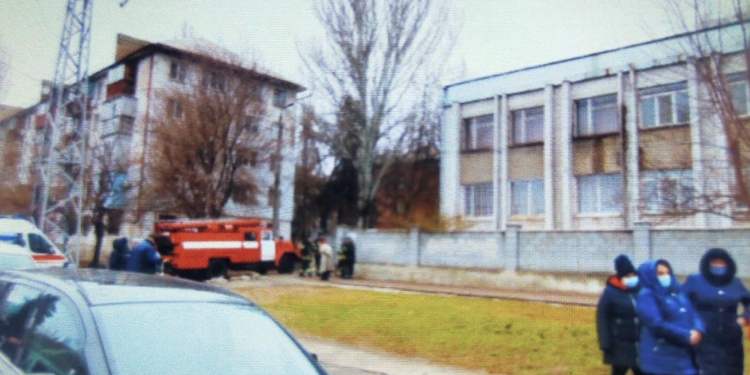 Проверено, мин нет. В Николаеве “минировали” школу, теперь ищут “минера” (ФОТО)