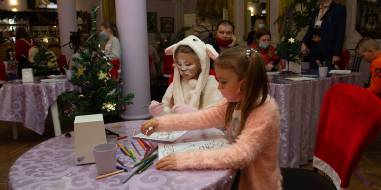 В Николаевском русском драмтеатре открыли Детскую театральную комнату (ФОТО)