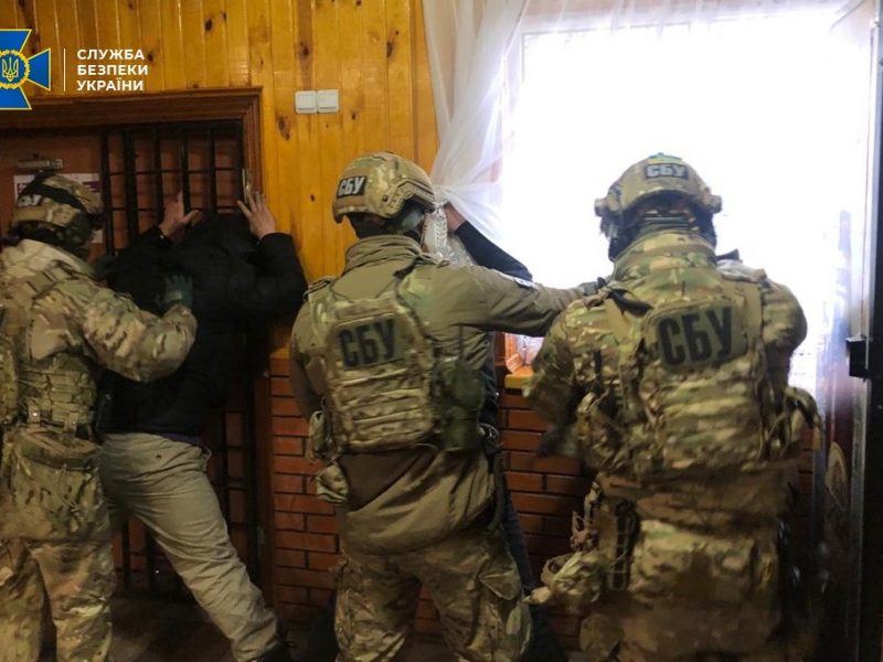На Ровенщине задержали банду пограничников — крышевали контрабанду из Беларуси (ФОТО, ВИДЕО)