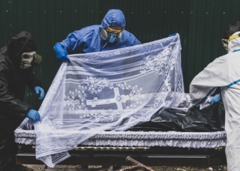 Аналитики сравнили смертность от COVID-19 в Николаевской и еще нескольких областях