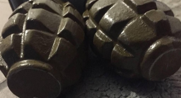 Прокуроры утверждают, что гранаты под дверью матери Шабунина были без взрывчатки (ФОТО)