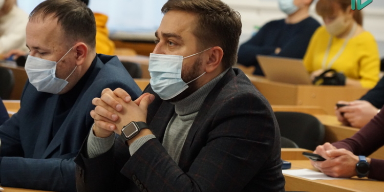 Загвоздка – за согласованием МЭРТ: директор Департамента ЖКХ Николаевского горсовета пояснил, на какой стадии процесс передачи Варваровского моста в госсобственность