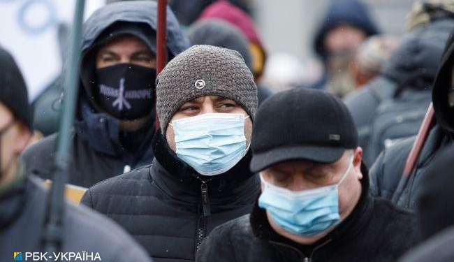 Не совсем локдаун, но карантин в Украине ужесточат с 8 января, – решение Кабмина