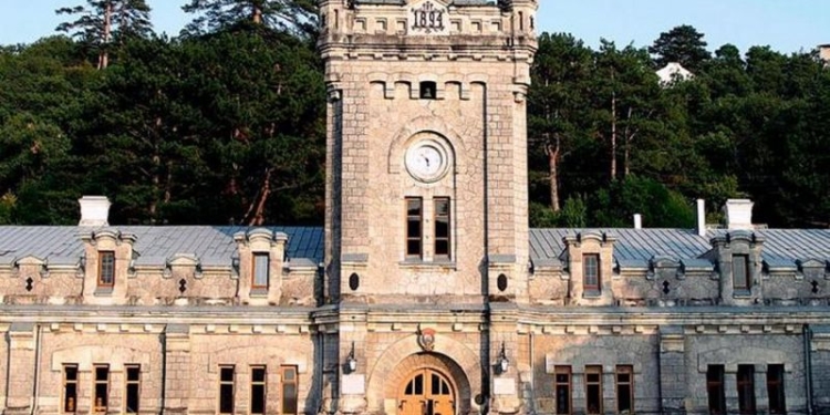 В Украине продажу крымской “Массандры” считают военным преступлением