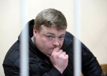 Суд восстановил в должности в МВД бывшего “беркутовца” Шаповалова, которого обвиняли в смертях Героев Небесной Сотни