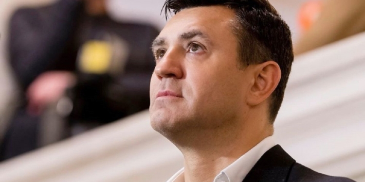 “Слугу” Николая Тищенко обвиняют в рейдерском захвате “Столичного” рынка