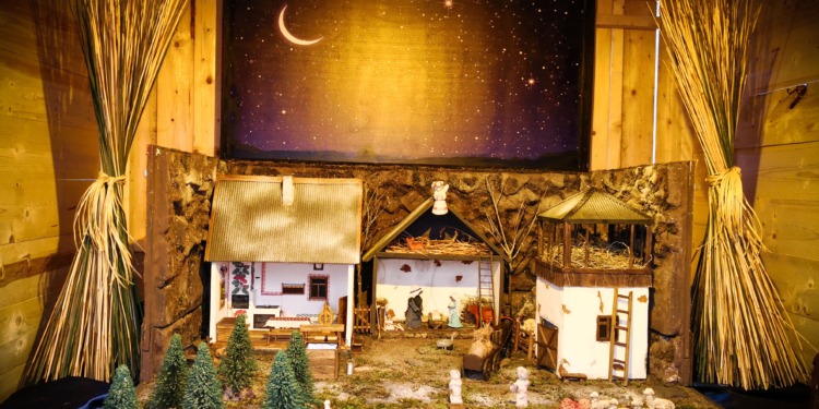 Дух Рождества. Украинский вертеп стал частью выставки в Ватикане (ФОТО)