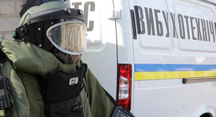 Под дверь матери антикоррупционера Шабунина подложили взрывчатку. Он не верит, что преступников найдут (ФОТО)