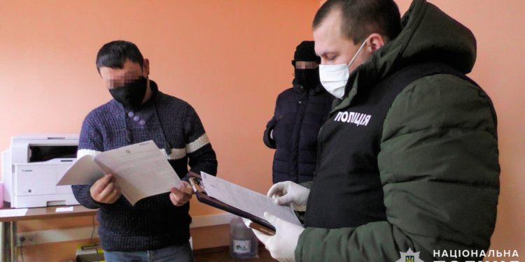 Обыски в УКСе Николаева вызваны информацией о растрате миллиона гривен (ФОТО, ВИДЕО)