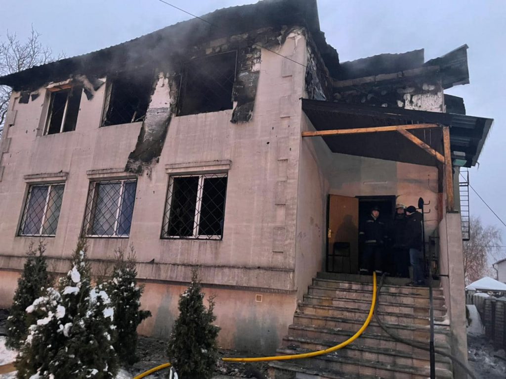 В Харькове завтра траур по 15 погибшим в пожаре в доме престарелых, в стране проверят все подобные заведения 1