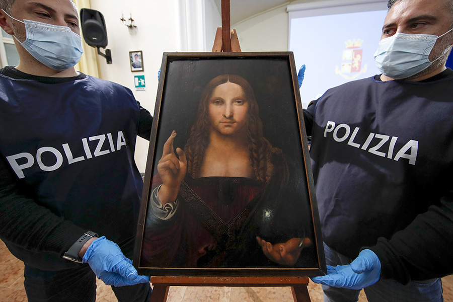 500-летнюю копию картины Леонардо да Винчи «Спаситель мира» нашли в неаполитанской квартире 1