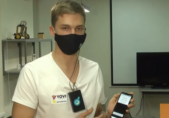Украинские школьники изобрели маску, которая может диагностировать коронавирус (ФОТО)