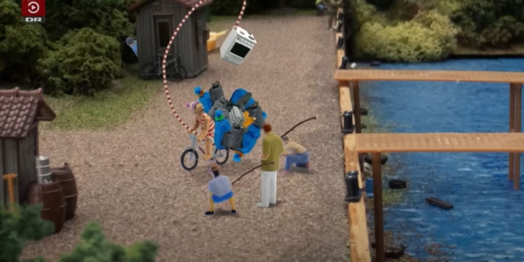 Скандал в ЕС. В Дании показывают мультфильм про самый длинный в мире пенис – для детей от 4 до 8 лет (ВИДЕО)