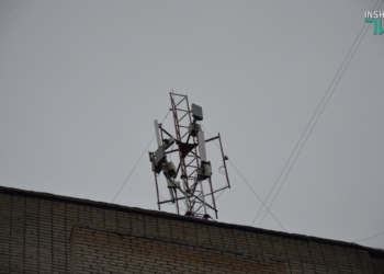 Вонь и тьма, а кто заплатит? В Николаеве депутаты проверили общежитие СКП «Гуртожиток» (ФОТО и ВИДЕО)