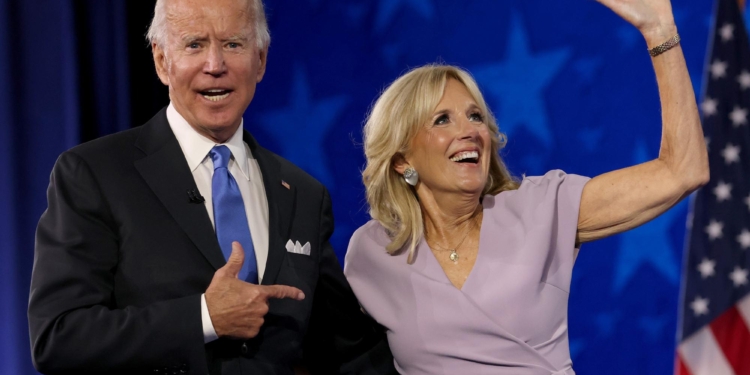 Кто такая Джилл Байден: необычные факты о новой первой леди США (ФОТО)