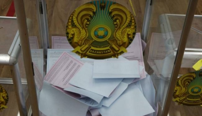 Выборы в Казахстане: экзит-пол показал победу партии Назарбаева